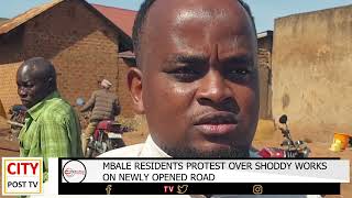 MBALE RESIDENTS PROTEST OVER SHODDY WORKS ON NEWLY OPENED ROAD