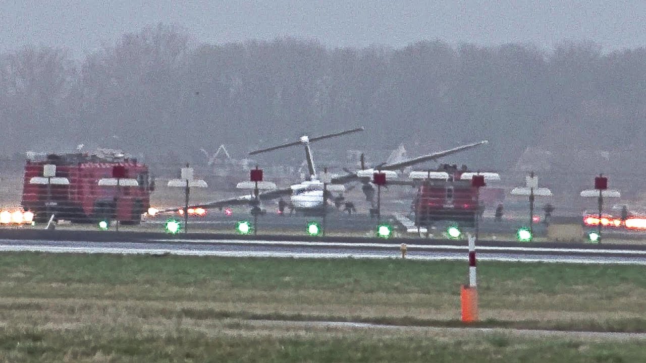 FlyBe Dash 8 Crash Landed @ Amsterdam Schiphol Airport. - YouTube