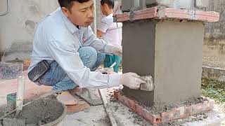 The technique of building columns to decorate the facade is very beautiful