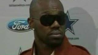 Terrell Owens Cries Over Team-Mate
