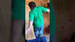 Brave but bumbling: Wobbly dad takes a tumble on hoverboard || WooGlobe