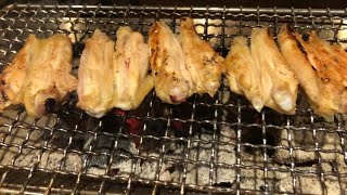 骨付き鳥の炭火焼き