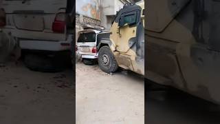 Toyota Land Cruiser series 100 was destroyed and crushed by a military armored vehicle in Libya