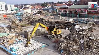 CATERPILLAR MH3026 Material Handler @ Work, 2019.