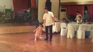 cutest father - daughter tango