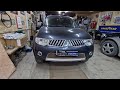 mitsubishi pajero sport. Замена штатных галогеновых линз на бидиодные двухчиповые bi led aozoom a4 .