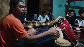 Latihan!! Bendrong Solo ebeg awas mendem!!