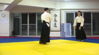 高醫合氣道社  20130311 前打 閃身 踩對方腳背 一教做法