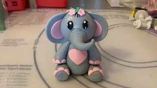 COMO HACER UN BONITO  ELEFANTE EN FONDANT.