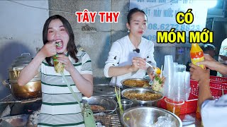 Ty Thy thăm em gái Tây Thy có món mới xoài lắc - Ty Thy Vlog Gỏi đu đủ