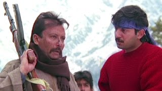Arvind Swamy tries to escape from Pankaj Kapoor | Roja Tamil Movie - Part 12