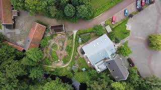 DRONE BOVEN DE TUIN