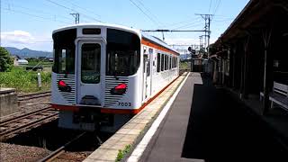 一畑口駅にて列車の発着