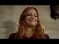 hurrem hands out gold to the concubines magnificent century episode 25