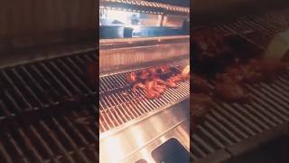 Making grill chicken wings in the griller 🐔