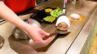 鉄板で作る肉汁たっぷりハンバーグ！濃厚チーズと目玉焼きをのせて