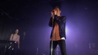 Tom Chaplin Our Mutual Friends (Divine Comedy Cover) into Everybody's Changing