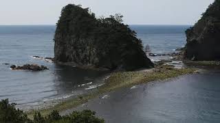 【Japan 1minute Travel SHIZUOKA Dogashima】静岡 堂ヶ島 トンボロ現象（潮が引くと海路が出現するトンボロ現象の動画）