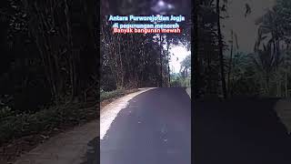 Bangunan mewah antara Purworejo jogja pegunungan menoreh jalan bangus di wisata alam, pusat durian.