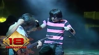 GIGI - Bumi Meringis (Live Konser Pekanbaru 30 Maret 2008)