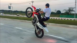 CRF250ยกล้อช้าๆ #บังบอลจานเเดง