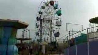 エジプトのめっちゃ速い観覧車　The Very Fast Ferris Wheel in Egypt