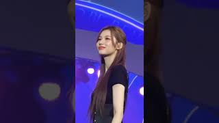 【TWICE】サナちゃんを抱いた男がいるのが受けいられない