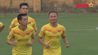 HLV Park Hang Seo chia ĐT Việt Nam thành 2 nhóm tập luyện