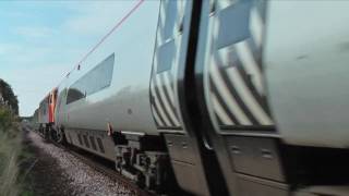 57305 and 390053 on 1F15, 09:27, London Euston - Liverpool Lime Street