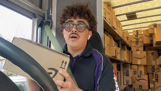 Experiencing PEAK SEASON For The First Time as A 21 Year Old FedEx Delivery Driver!