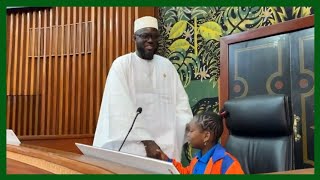 La jeune enfance à l'hémicycle. Assemblée Nationale Sénégalaise Ouvre Ses Portes Aux Enfants…