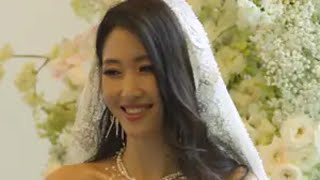 庄严的纽约城堡婚礼，新娘却在上面讲脱口秀 婚礼誓言 婚礼现场 脱口秀