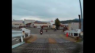 北海道ツーリング新日本海フェリーの小樽港での下船風景（前後カメラ）