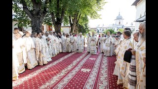 Trei ierarhi la sărbătoarea Sfântului Iosif de la Văratec