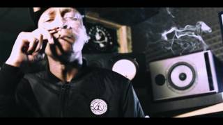 M Dargg - Snakes in the grass #TheMixTape [Studio Video] @MDargg @UncleFumez | Link Up TV