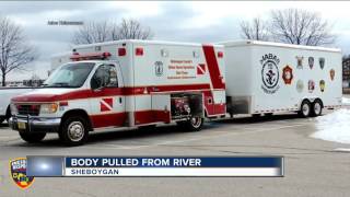 Dive team recovers body from Sheboygan River