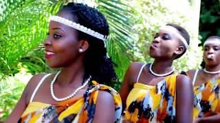 Danse traditionnelle burundaise - Club INTATANA