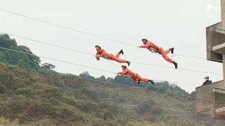 「実際に現場で助けられるように」300人の救助隊員が災害や火事現場でのスキル競う＝静岡