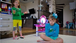 Ksysha and Nikita Pretend Play with Makeup Table Toy | Kids Video