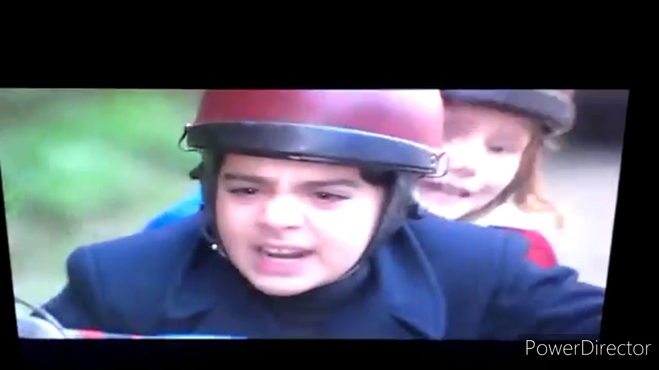 The Secret Of Nimh Motorcycle Chase Scene From Madeline 1998 Youtube