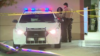 Miami-Dade officers search for armed robber