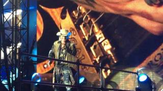 Guns N Roses Knockin On Heavens Door Nashville 2016
