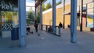 Nice street musician @ Sammonlahti shopping center / markets 30.5.2022., Sammonlahti, Lappeenranta