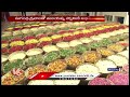 devotees grandly celebrated pushpa yagam with 9 tonnes of flowers tirumala v6 news