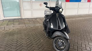 DEZE VESPA SPRINT HEEFT FLINK ONDERHOUD NODIG!