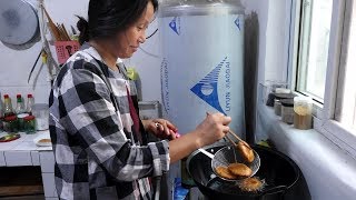 Fried Sugar Cakes -by Chinese rural housewife for daughter's homecoming, so good