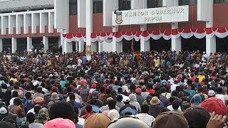 Sebut Gus Dur, Jokowi, Tarik Semua Mahasiswa, Ini Deretan Pernyataan Gubernur Papua Lukas Enembe