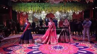 Maya Ali dancing on Chunnari Chunnari on her brother's shendi (full video)