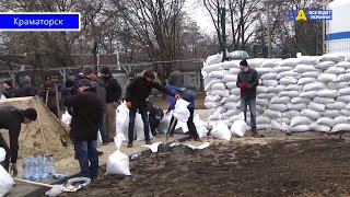 Краматорск сегодня. Гуманитарный ж/д коридор для женщин и детей