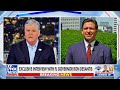 Squinting DeSantis visibly uncomfortable during Hannity interview